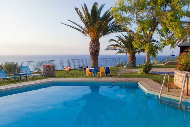 Hotel Scaleta Beach Skaleta Ngoại thất bức ảnh